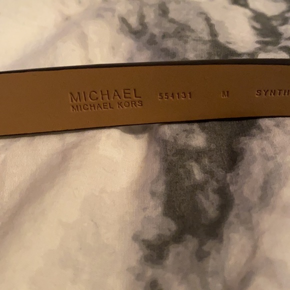 Michael Kors bag! - Picture 3 of 3